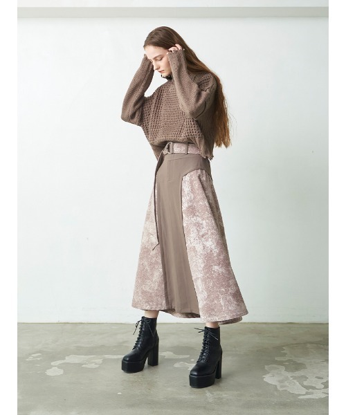 ENVYM（アンビー）の「サイドスウィッチングロングＳＫ（スカート・レディース・モカ/ブラック・FREE）」の15枚目の写真