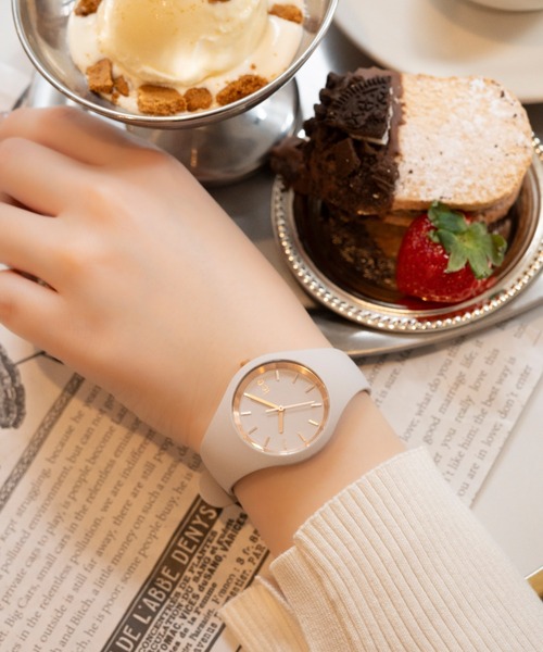 ICE WATCH(アイスウォッチ)の「「Ice-Watch アイスウォッチ」【ブランド累計54万本突破】 ICE glam brushed アイス グラムブラッシュド スモールサイズ 3Hands(アナログ腕時計・レディース・ローズ/ラベンダー/レンガ/ライトグレー/アイボリー/ライトグリーン/バイオレット・FREE/SMALL)」の14枚目の写真