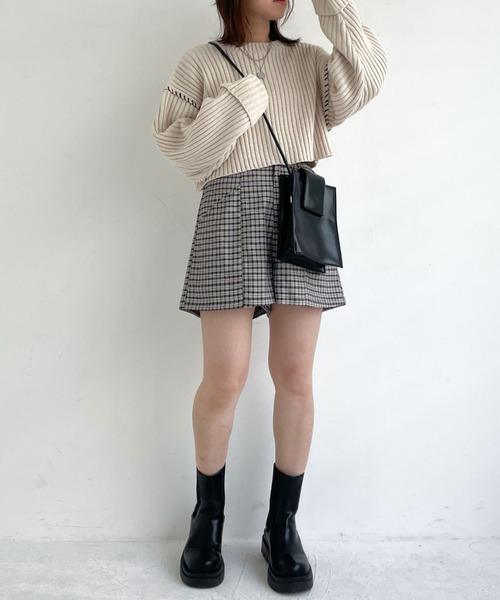 archives（アルシーヴ）の「リブハンドステッチ短丈プルオーバー（ニット/セーター・レディース・ブラック/ブルー/アイボリー/グリーン系その他/イエロー・MEDIUM）」の9枚目の写真