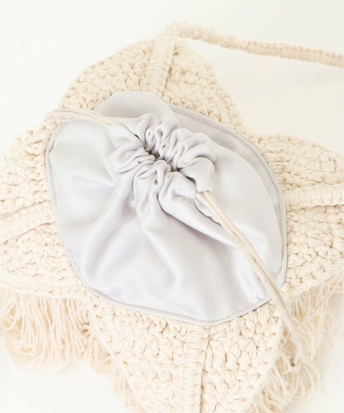 Laugoa（ラウゴア）の「LAUGOA PERK フリンジバッグ（トートバッグ・レディース・ブラック/オフホワイト・ONESIZE）」の7枚目の写真