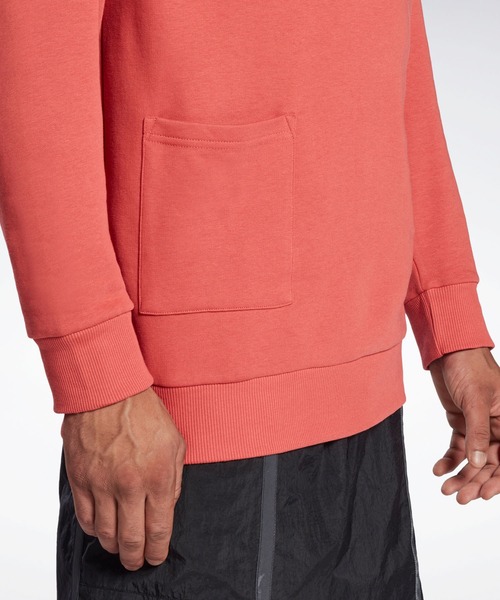Reebok（リーボック）の「MYT スウェットシャツ / MYT Sweatshirt（パーカー・メンズ・レッド系その他/ブラック・SMALL/MEDIUM/LARGE/X-LARGE/XX-LARGE/X-SMALL/XXX-LARGE）」の6枚目の写真