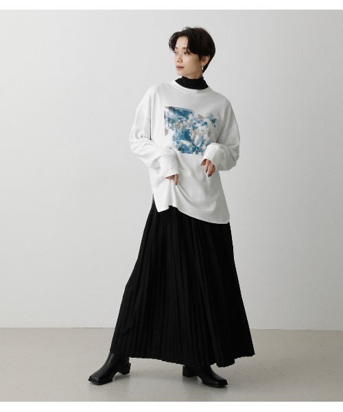 AZUL by moussy（アズールバイマウジー）の「MARBLE BOXPRINT SWEAT/マーブルボックスプリントスウェット（スウェット・レディース・オフホワイト/ライトベージュ・FREE）」の7枚目の写真