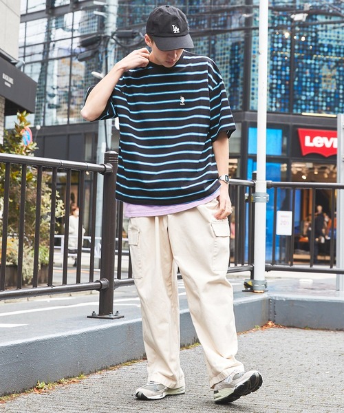 U.S. POLO ASSN.（ユーエスポロアッスン）の「U.S. POLO ASSN. /ユーエスポロアッスン 別注ワンポイント刺繍 ビッグシルエット マルチボーダーリンガーネック 半袖カットソー（Tシャツ/カットソー・メンズ・ホワイト/ホワイト×ブラック/ダークグリーン/ネイビー/ブルー/グリーン/ブラック×ホワイト/ピンク/ブラック系その他/ブラック/ブラウン・M/L）」の14枚目の写真