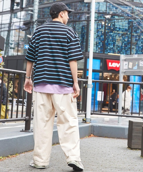 U.S. POLO ASSN.（ユーエスポロアッスン）の「U.S. POLO ASSN. /ユーエスポロアッスン 別注ワンポイント刺繍 ビッグシルエット マルチボーダーリンガーネック 半袖カットソー（Tシャツ/カットソー・メンズ・ホワイト/ホワイト×ブラック/ダークグリーン/ネイビー/ブルー/グリーン/ブラック×ホワイト/ピンク/ブラック系その他/ブラック/ブラウン・M/L）」の15枚目の写真