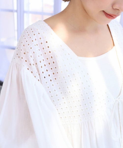 moment+（モーメントプラス）の「インド綿100％コットンボイル カットワーク刺繍ショート丈カーデブラウス（シャツ/ブラウス・レディース・ブラック/オフホワイト/ミント/ラベンダー・FREE）」の10枚目の写真