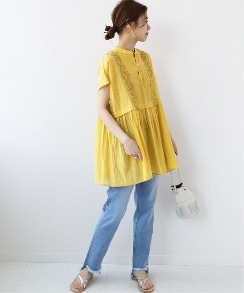 JOURNAL STANDARD relume(ジャーナルスタンダード レリューム)の「《追加》エンブロイダリーギャザーチュニックブラウス◆(シャツ/ブラウス・レディース・グレー/イエロー・FREE)」の10枚目の写真