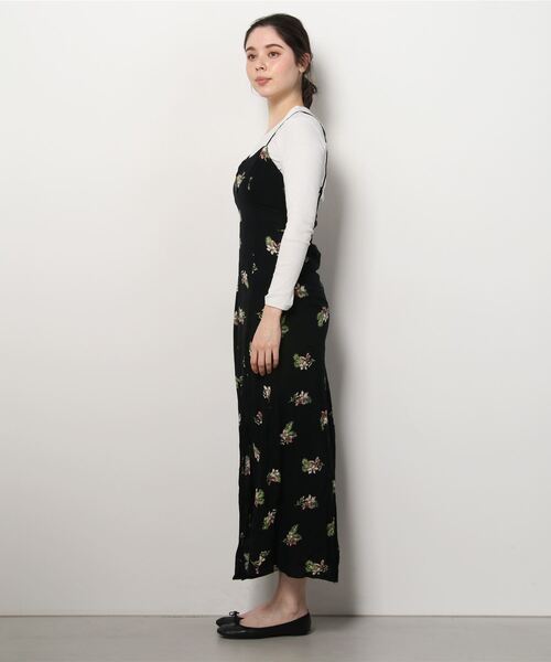VOLCOM(ボルコム)の「STORMY TROPIX MAXI DRS(ワンピース・レディース・ブラック・SMALL/X-SMALL)」の3枚目の写真