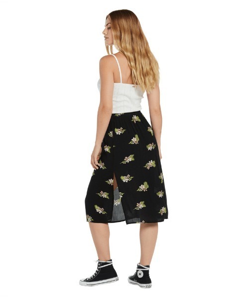 VOLCOM(ボルコム)の「STORMY TROPIX MAXI DRS(ワンピース・レディース・ブラック・SMALL/X-SMALL)」の6枚目の写真