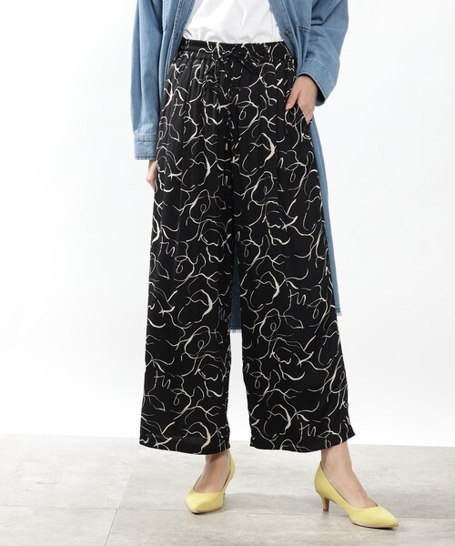 DRESKIP（ドレスキップ）の「◆【洗える/リラックス】サテンワイドイージーパンツ（その他パンツ・レディース・ライトグレー/ライトグリーン/ブラック系/ベージュ系その他/グレー系その他/ダークグリーン/カーキ・02/03/04）」の16枚目の写真