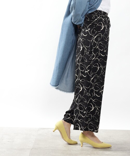 DRESKIP（ドレスキップ）の「◆【洗える/リラックス】サテンワイドイージーパンツ（その他パンツ・レディース・ライトグレー/ライトグリーン/ブラック系/ベージュ系その他/グレー系その他/ダークグリーン/カーキ・02/03/04）」の17枚目の写真