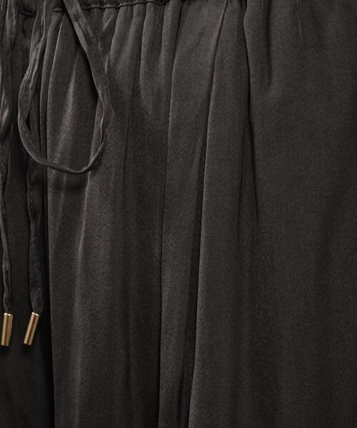 DRESKIP（ドレスキップ）の「◆【洗える/リラックス】サテンワイドイージーパンツ（その他パンツ・レディース・ライトグレー/ライトグリーン/ブラック系/ベージュ系その他/グレー系その他/ダークグリーン/カーキ・02/03/04）」の22枚目の写真