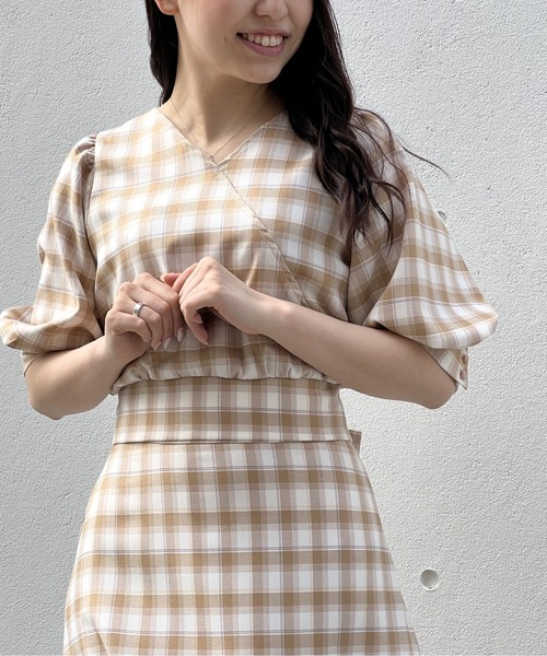 TORTE(トルテ)の「カシュクールリボンブラウス(シャツ/ブラウス・レディース・ホワイト/ブラック/ベージュ系その他/パープル系その他・FREE)」の4枚目の写真