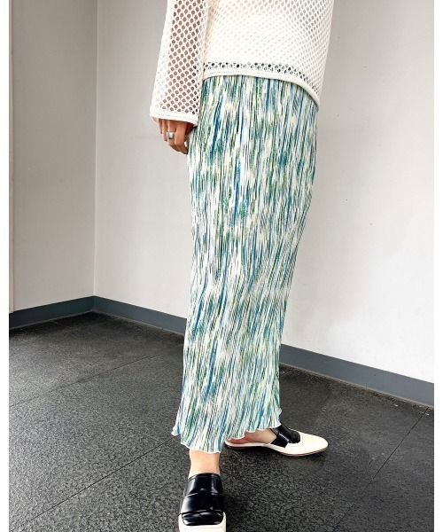 LiSeek（リシーク）の「【LiSeeK】柄プリーツタイトロングスカート（スカート・レディース・グレー/オレンジ/グリーン・FREE）」の11枚目の写真