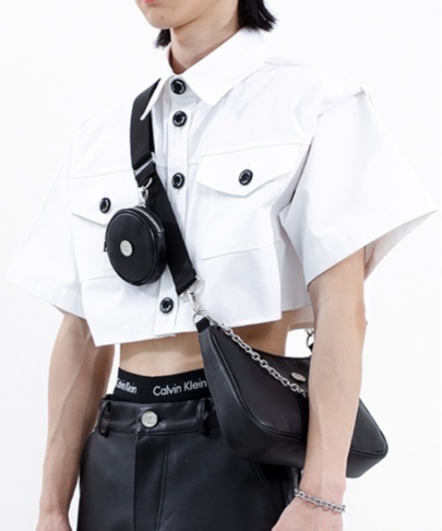 BASIC COTTON(ベーシックコットン)の「【BASIC COTTON/ベーシックコットン】LEATHER HOBO BAG / 肩掛け鞄 カバン 斜め掛けカバン レザーバッグ フェイクレザー ショルダーバッグ ハンドバッグ チェーンバッグ ミニバッグ 韓国ブランド 韓国ファッション(ショルダーバッグ・メンズ・ブラック・ONE SIZE)」の2枚目の写真