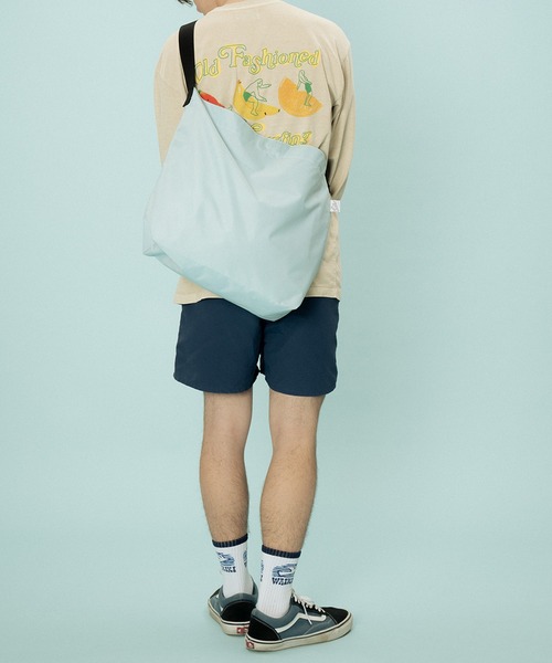 Drifter（ドリフター）の「PLAIN SHOULDER BAG／プレーンショルダーバッグ（ショルダーバッグ・レディース・ブラック/ダークブラウン/ネイビー/ブラック系その他/ホワイト系その他/レオパード/ベビーピンク/ライム/サックスブルー/バーガンディー・FREE）」の7枚目の写真