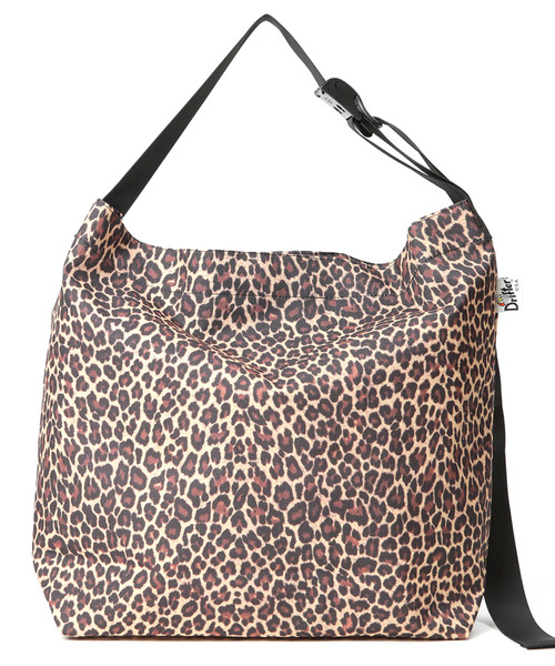 Drifter（ドリフター）の「PLAIN SHOULDER BAG／プレーンショルダーバッグ（ショルダーバッグ・レディース・ブラック/ダークブラウン/ネイビー/ブラック系その他/ホワイト系その他/レオパード/ベビーピンク/ライム/サックスブルー/バーガンディー・FREE）」の11枚目の写真