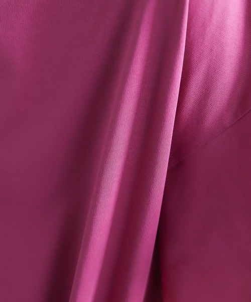 LEPSIM(レプシィム)の「マルチキノウソデフレアTシャツ2 281380(Tシャツ/カットソー・レディース・ブラック/グレー/ピンク/グレイッシュベージュ・MEDIUM/LARGE)」の8枚目の写真