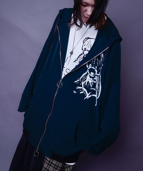 rovtski（ロフトスキー）の「DARK BEAR ZIP PARKA/ビッグシルエット ダークベア ジップパーカー（パーカー・メンズ・ダークグリーン/ホワイト系その他/ブラック系その他/レッド系その他/ワイン/ホワイト系その他2/ブラック系その他3/ホワイト系その他4/ホワイト系その他3/ブラック系その他2/ブラック系その他5/ブラック系その他4・FREE）」の10枚目の写真