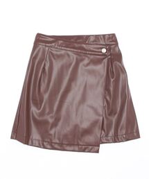 フェイクレザーラップスカート