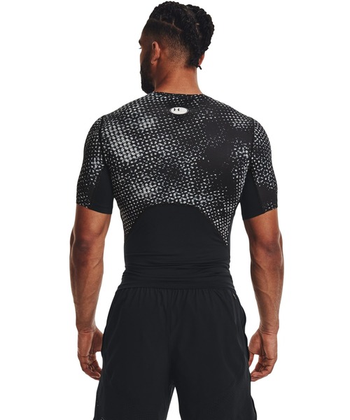 UNDER ARMOUR(アンダーアーマー)の「UAヒートギアアーマー プリント コンプレッション ショートスリーブシャツ(トレーニング/メンズ)(Tシャツ/カットソー・メンズ・ブラック/ブラック×レッド/レッド・S/M/3XL/L/XL/XXL)」の18枚目の写真
