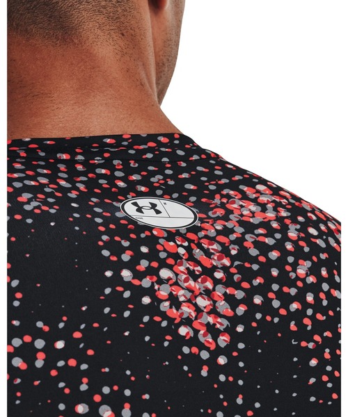 UNDER ARMOUR(アンダーアーマー)の「UAヒートギアアーマー プリント コンプレッション ショートスリーブシャツ(トレーニング/メンズ)(Tシャツ/カットソー・メンズ・ブラック/ブラック×レッド/レッド・S/M/3XL/L/XL/XXL)」の10枚目の写真