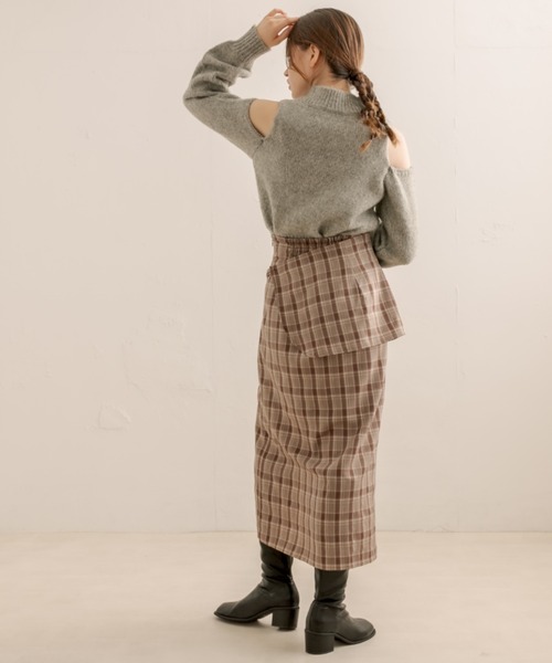 OLIVE des OLIVE(オリーブデオリーブ)の「【WEB限定】肩開きニットプルオーバー(ニット/セーター・レディース・ブラック/オフホワイト/カーキ/トップグレー・FREE)」の8枚目の写真