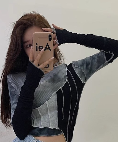 .KOM(ドットコム)の「A'GEM/9 × .kom『.kom/ドットケーオーエム』サイドカッティングアンバランスカットソー(Tシャツ/カットソー・レディース・ブラック・FREE)」の17枚目の写真