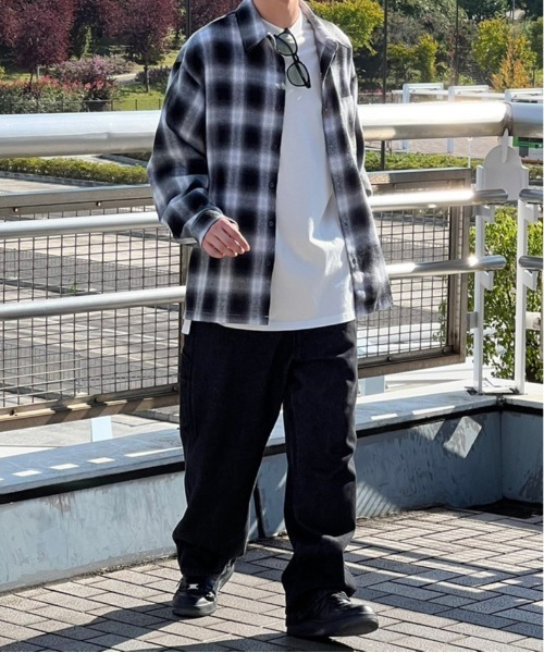 kutir(クティール)の「デニムペインターパンツ(デニムパンツ・メンズ・ブラック/グレー・SMALL/MEDIUM/LARGE)」の4枚目の写真