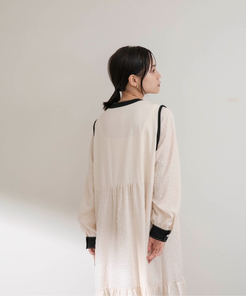 Eimee Law（エイミーロウ）の「トリミングティアードドレス（ワンピース・レディース・アイボリー/ブラック・38）」の13枚目の写真