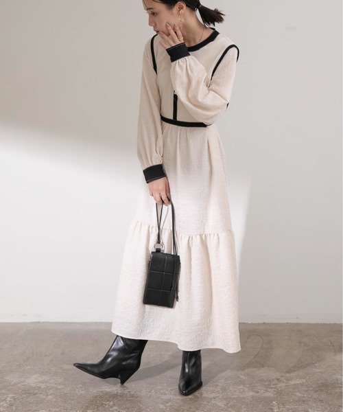 Eimee Law（エイミーロウ）の「トリミングティアードドレス（ワンピース・レディース・アイボリー/ブラック・38）」の14枚目の写真