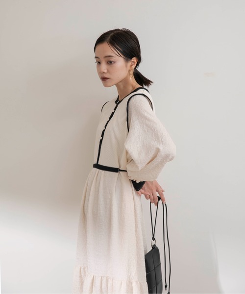 Eimee Law（エイミーロウ）の「トリミングティアードドレス（ワンピース・レディース・アイボリー/ブラック・38）」の15枚目の写真