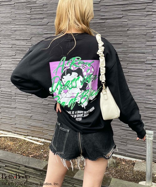4GEEKS BY SPIRALGIRL（フォーギークスバイスパイラルガール）の「【BETTY BOOP(TM)】リップグロスアート裏毛トップス（スウェット・レディース・ホワイト/ブラック・FREE）」の6枚目の写真