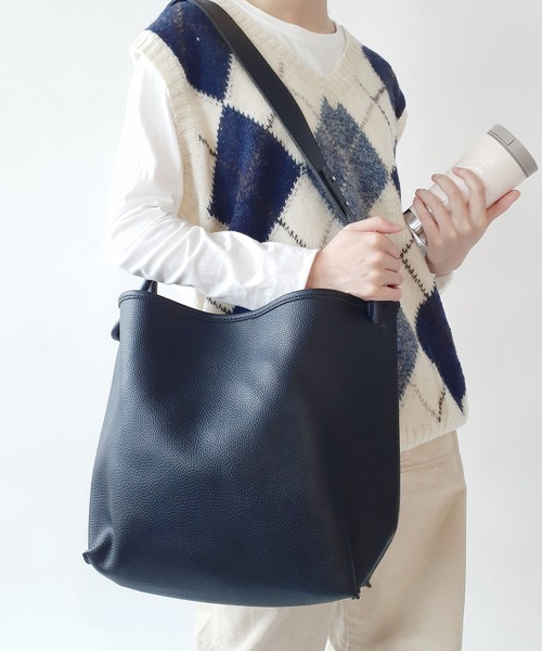 thank U more(サンキューモア)の「レザー ハンドル付き ビッグ ショルダーバッグ(ショルダーバッグ・レディース・ブラック/アイボリー/ベージュ/ブラウン・FREE)」の10枚目の写真
