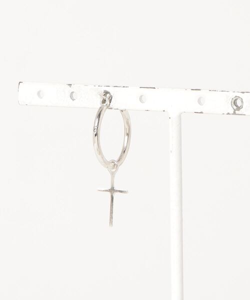 THE MILES（ザ マイルズ）の「GODSIZE ゴッドサイズ THIN HOOP raised by wolves [LARGE] with CROSS / シンフープピアス レイズド バイ ウルヴス L ウィズクロス（ピアス（片耳用）・メンズ・シルバー・FREE）」の5枚目の写真
