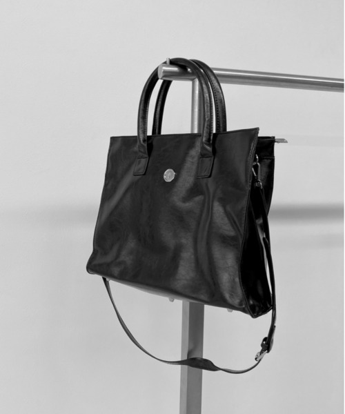 LVEU.（ラブユ.）の「2way faux leather square tote bag / 2way合皮スクエアトートバッグ（トートバッグ・レディース・ブラック・FREE）」の20枚目の写真