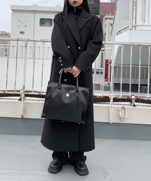 LVEU.（ラブユ.）の「2way faux leather square tote bag / 2way合皮スクエアトートバッグ（トートバッグ・レディース・ブラック・FREE）」の13枚目の写真