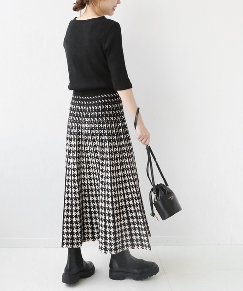 Torrazzo Donna（トラッゾドンナ）の「《追加5》【TORRAZZO DONNA】リバーシブルジャガードスカートチドリ（スカート・レディース・ブラック・FREE）」の21枚目の写真