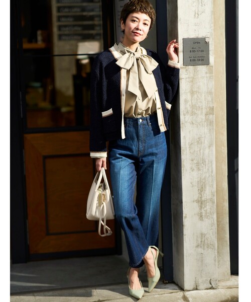 Cutie Blonde(キューティーブロンド)の「◆【セットアップ可】センタープレス デニムセミフレアパンツ(デニムパンツ・レディース・ブルー/ダークネイビー・01/02/03)」の9枚目の写真