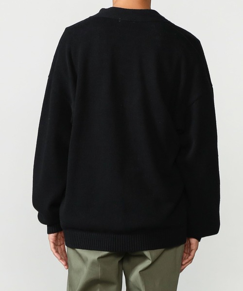 ORCIVAL(オーシバル)の「ORCIVAL | Vネックカーディガン MEN(カーディガン/ボレロ・メンズ・ブラック/ベージュ/ホワイト・5/4)」の6枚目の写真