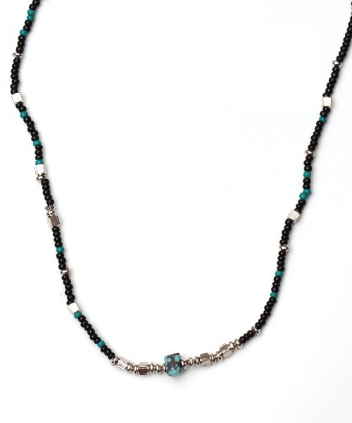 Amina（アミナ）の「Amina ミリオンネックレス（ネックレス・レディース・レッド/ブラック/ターコイズブルー・FREE）」の4枚目の写真