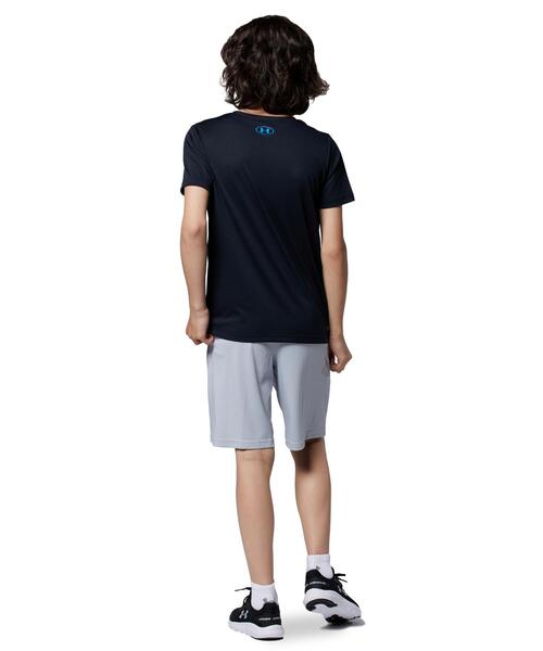UNDER ARMOUR（アンダーアーマー）の「UAプロトタイプ2.0 ロゴ ショーツ（トレーニング/KIDS）（その他パンツ・キッズ・グレー/ブラック・150cm/140cm/130cm/160cm/120cm）」の10枚目の写真