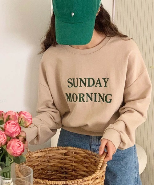 Dalfwin（ダールフィン）の「SUNDAY刺繍ロゴスウェット（スウェット・レディース・ネイビー/ベージュ/オートミール・FREE）」の2枚目の写真