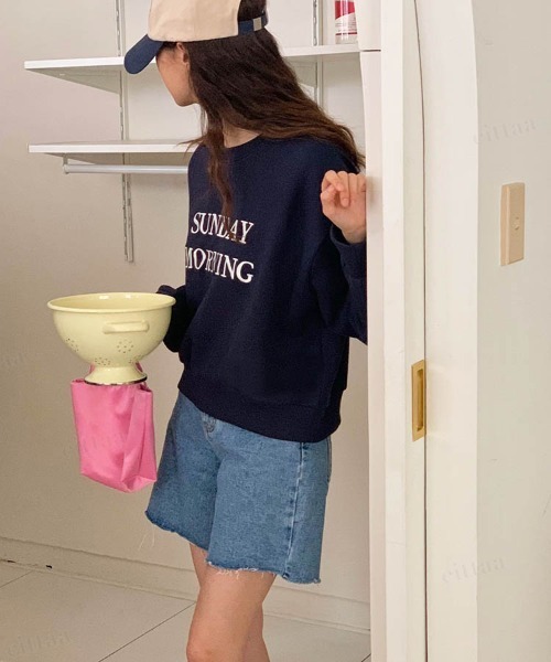 Dalfwin（ダールフィン）の「SUNDAY刺繍ロゴスウェット（スウェット・レディース・ネイビー/ベージュ/オートミール・FREE）」の13枚目の写真