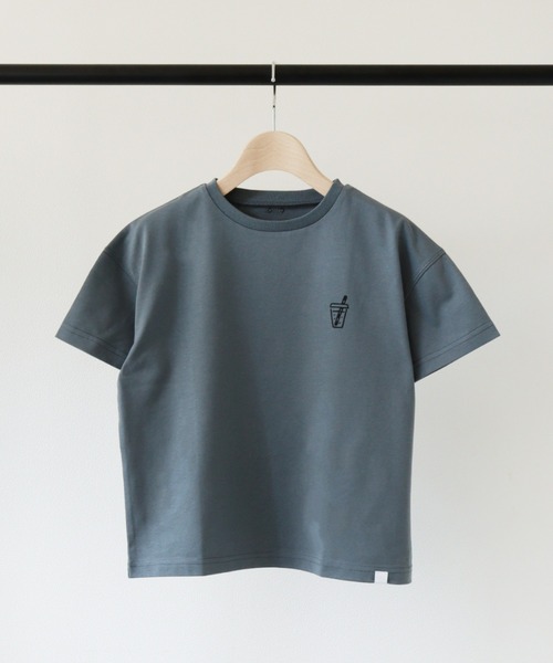 ooju（オージュ）の「【ooju×長場雄】s/s T-shirt "juice"（Tシャツ/カットソー・キッズ・ベージュ/ブラウン/ブルーグレー/グレー・3/4/2/1）」の3枚目の写真