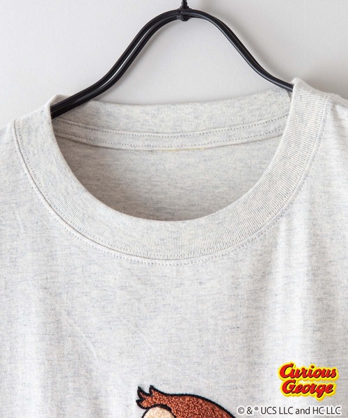 OUTDOOR PRODUCTS(アウトドアプロダクツ)の「【OUTDOOR PRODUCTS/アウトドアプロダクツ】【 おさるのジョージ 】ニョッキ ハンドリー コラボ Tシャツ ドロップショルダー オーバーサイズ(Tシャツ/カットソー・メンズ・ホワイト/ピンク系その他/ホワイト系その他/オフホワイト/ベージュ/ダークグリーン・SMALL/MEDIUM/LARGE/X-LARGE)」の19枚目の写真