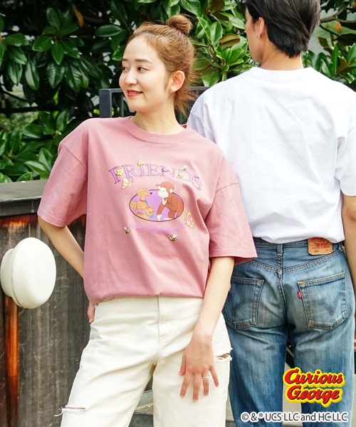 OUTDOOR PRODUCTS(アウトドアプロダクツ)の「【OUTDOOR PRODUCTS/アウトドアプロダクツ】【 おさるのジョージ 】ニョッキ ハンドリー コラボ Tシャツ ドロップショルダー オーバーサイズ(Tシャツ/カットソー・メンズ・ホワイト/ピンク系その他/ホワイト系その他/オフホワイト/ベージュ/ダークグリーン・SMALL/MEDIUM/LARGE/X-LARGE)」の22枚目の写真