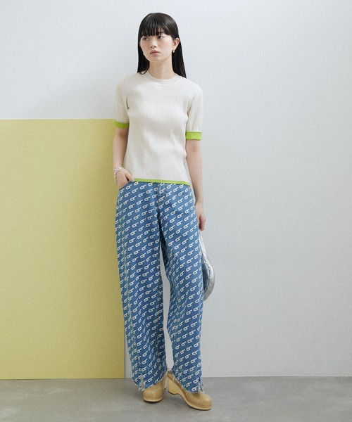 ADAM ET ROPE'(アダムエロペ)の「【サステナブル・WEB限定】MIXリブニットプルオーバー(ニット/セーター・レディース・ホワイト/ブラック/ブラック系その他2/ブルー系その他4・FREE)」の22枚目の写真