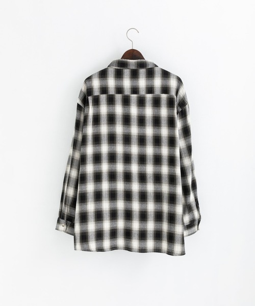 Revo.（レボ）の「オーバーサイズ ルーズシルエット オンブレチェックレギュラーカラー長袖シャツ（シャツ/ブラウス・メンズ・ネイビー/オレンジ/ブラック/サックスブルー/グレー/ブルー・M/L）」の14枚目の写真