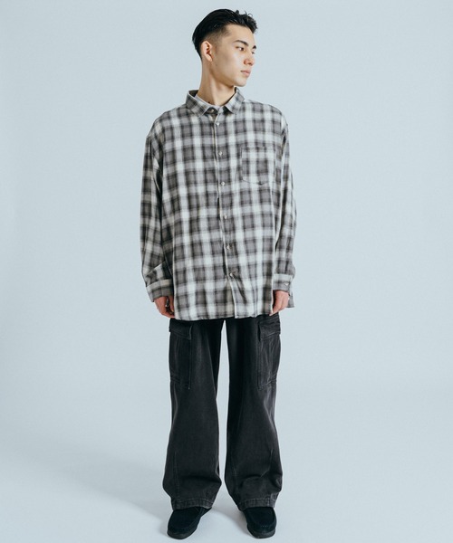 Revo.（レボ）の「オーバーサイズ ルーズシルエット オンブレチェックレギュラーカラー長袖シャツ（シャツ/ブラウス・メンズ・ネイビー/オレンジ/ブラック/サックスブルー/グレー/ブルー・M/L）」の9枚目の写真