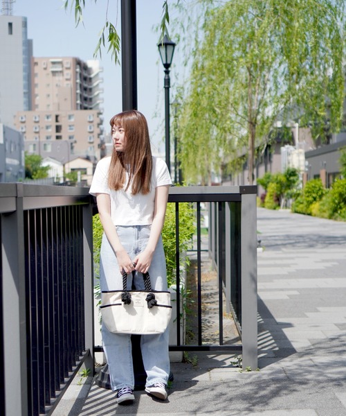 SALON de RUBAN（サロンドルヴァン）の「【SALON de RUBAN / サロン ド ルヴァン】 WEB限定 キャンバス素材 500mlペットボトル収納可 ポケット多数 ロープハンドル ランチトートバッグ（トートバッグ・レディース・ブラック/ホワイト×ブラック/ホワイト・FREE）」の8枚目の写真